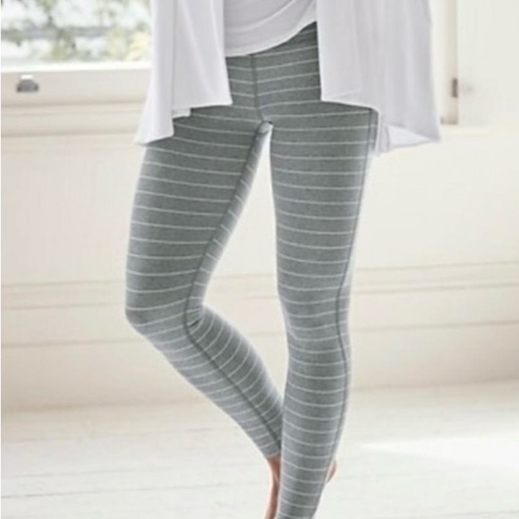 Athleta crop leggings - Picture 1 of 8